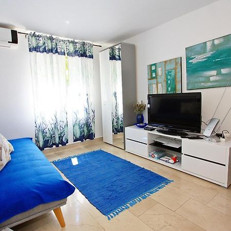 Apartment Zorica Supetar Ngoại thất bức ảnh