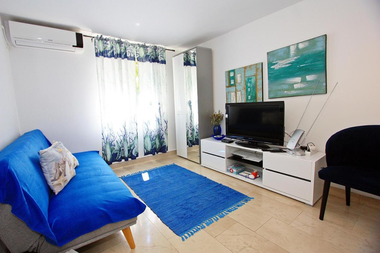 Apartment Zorica Supetar Ngoại thất bức ảnh