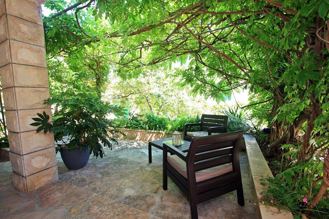 Apartment Zorica Supetar Ngoại thất bức ảnh