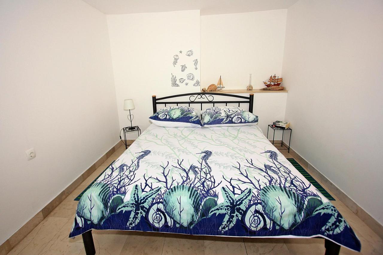 Apartment Zorica Supetar Ngoại thất bức ảnh