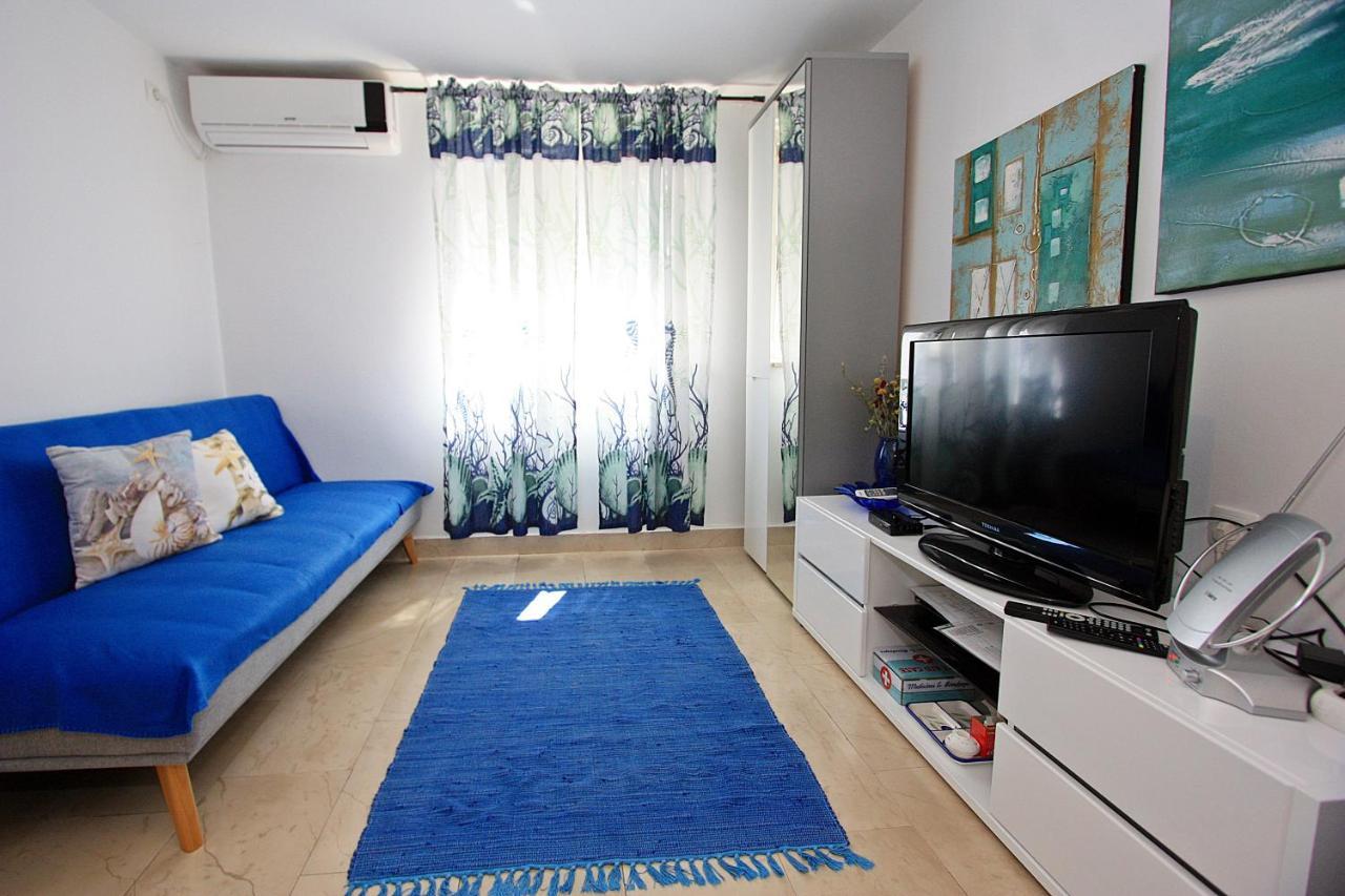 Apartment Zorica Supetar Ngoại thất bức ảnh